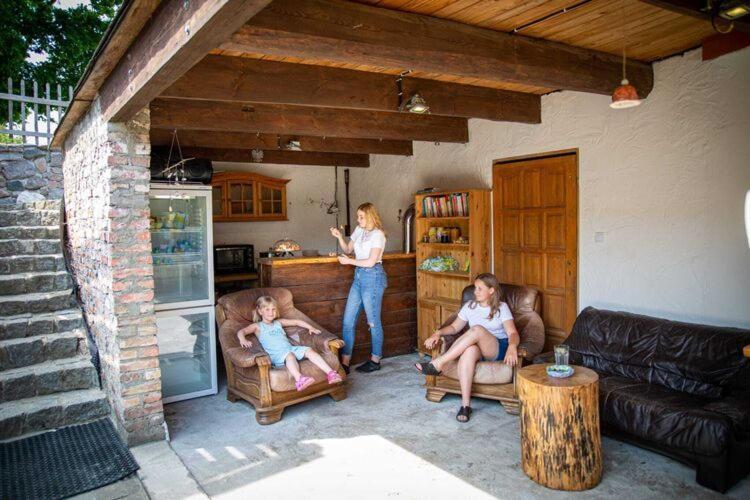 Comfortable Bungalow With A Covered Terrace, For 6 People, Мендзыздрое Экстерьер фото